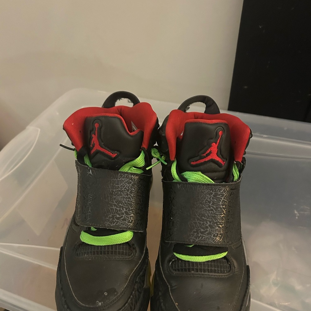 Jordan Son of Mars Vintage Basketball Shoes Men High Top Black/Sports Red - Picture 3 of 4